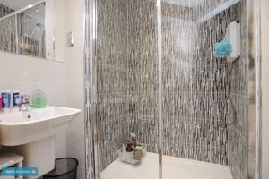 En-Suite- click for photo gallery